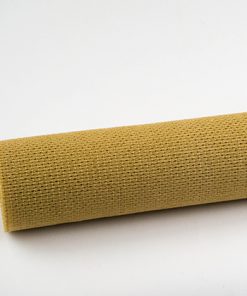 Buitenrolgordijn zand opgerold