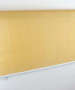 Overzicht van het buitenrolgordijn zand