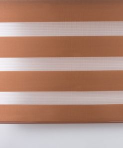 Half uitgerolde duo rolgordijn leverkleurig