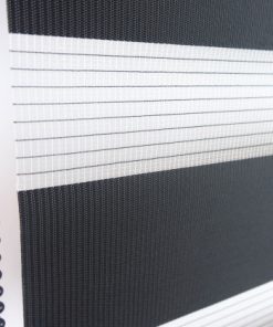 Detailfoto van het duo rolgordijn zwart