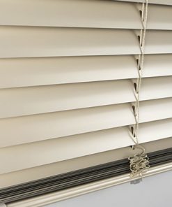 Detailfoto van de jaloezie crème