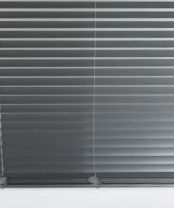 Overzichtsfoto van de jaloezie zilver