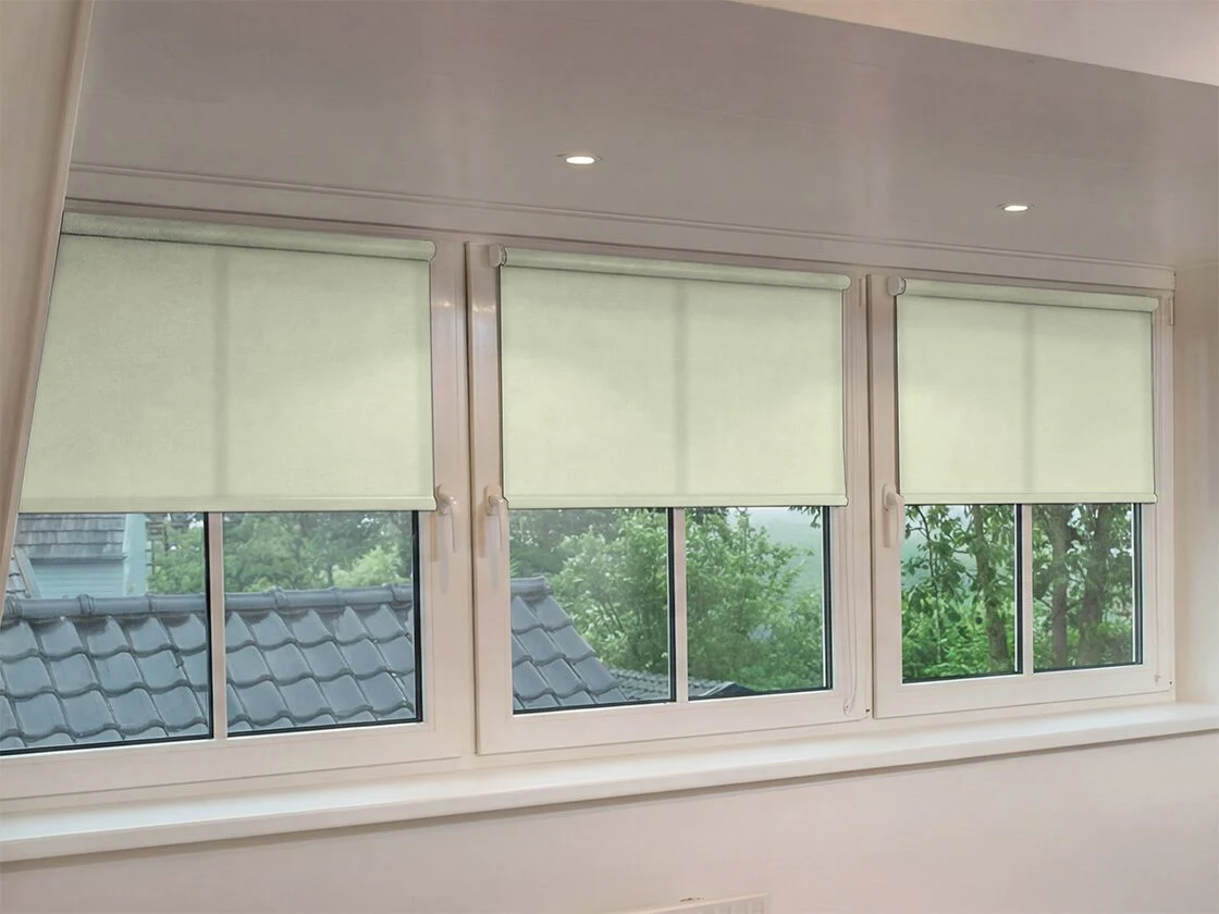 Mini rolgordijn lichtdoorlatend – Crème (A303)