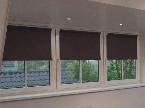 Mini rolgordijn – verduisterend Donkerbruin (B654)